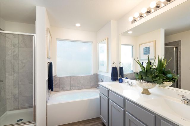 205 PARSONS, Kyle, TX 78640