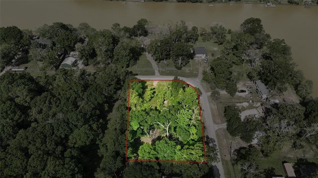 1774 County Road 1333, Liberty, TX 77575
