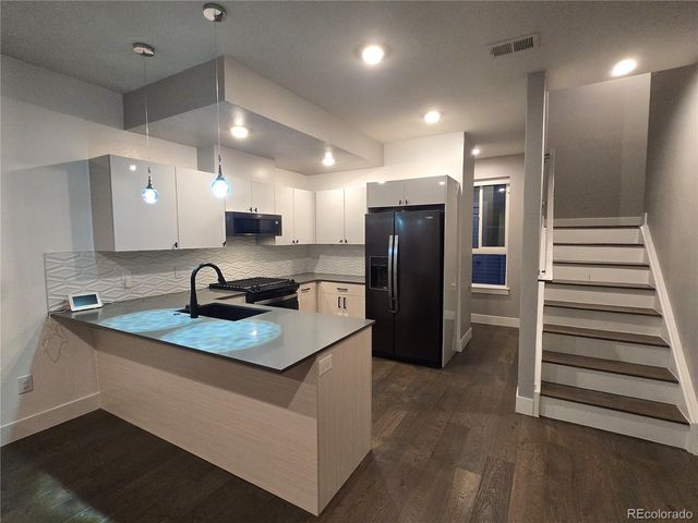 1284 Stuart Street, Denver, CO 80204