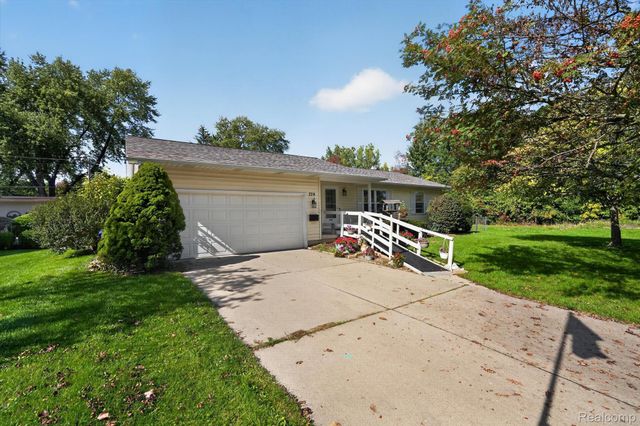 739 Surfwood Lane, Davison, MI 48423