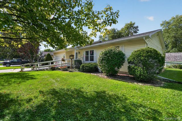 739 Surfwood Lane, Davison, MI 48423