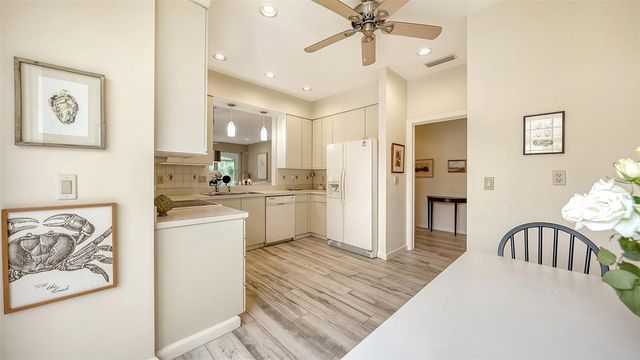3477 HADFIELD GREENE 2, Sarasota, FL 34235