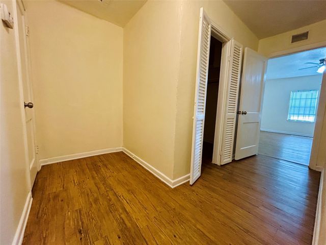 5806 Beldart Street, Houston, TX 77033