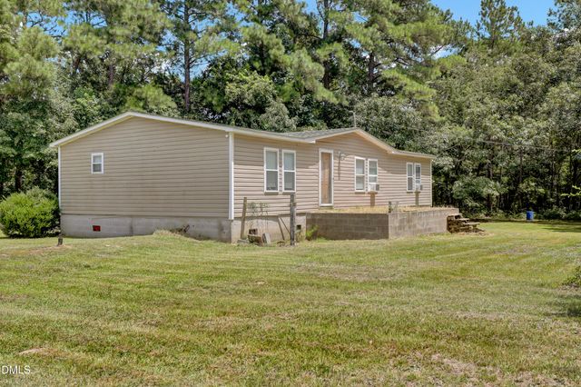 3001 Ebenezer Forrest Road, Garland, NC 28441