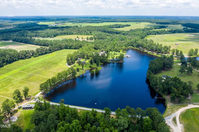 3001 Ebenezer Forrest Road, Garland, NC 28441