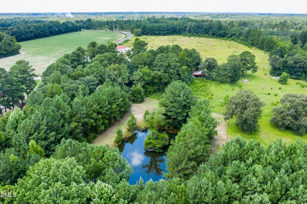 3001 Ebenezer Forrest Road, Garland, NC 28441