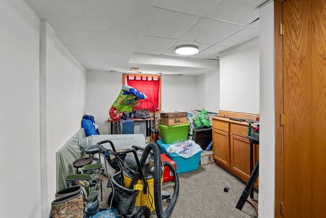 8012 10TH Street W, Rock Island, IL 61201