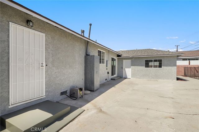 12208 Dunrobin Avenue, Downey, CA 90242