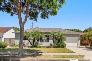 12208 Dunrobin Avenue, Downey, CA 90242