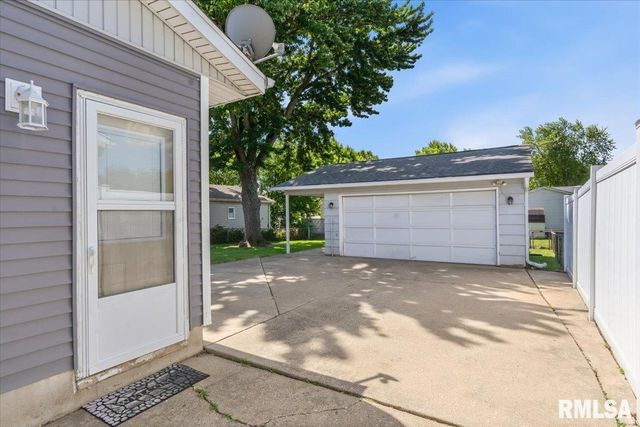 3006 Sandgate Road, Springfield, IL 62702