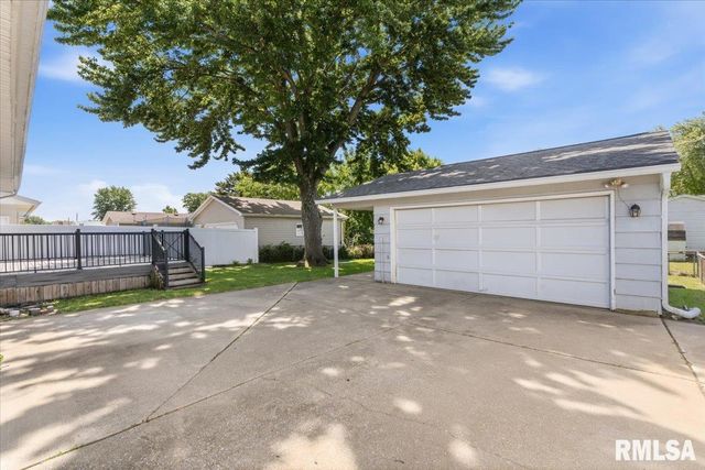 3006 Sandgate Road, Springfield, IL 62702