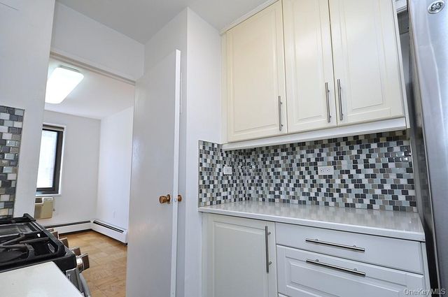 100 E Hartsdale Avenue 5DE, Hartsdale, NY 10530