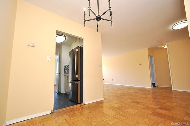 100 E Hartsdale Avenue 5DE, Hartsdale, NY 10530