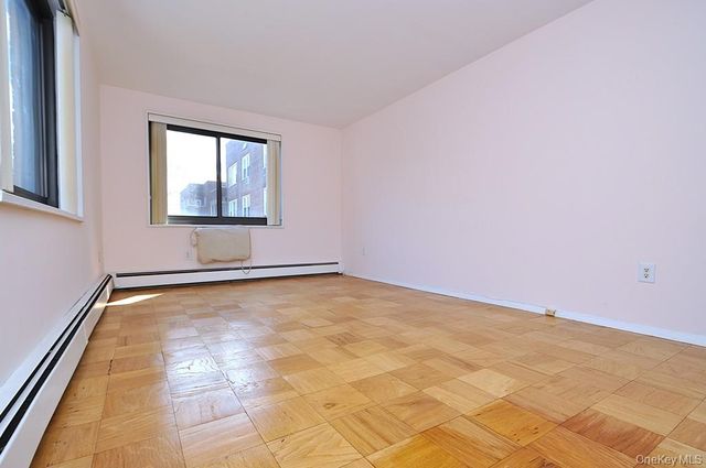 100 E Hartsdale Avenue 5DE, Hartsdale, NY 10530