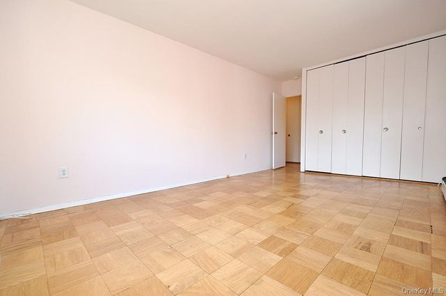 100 E Hartsdale Avenue 5DE, Hartsdale, NY 10530