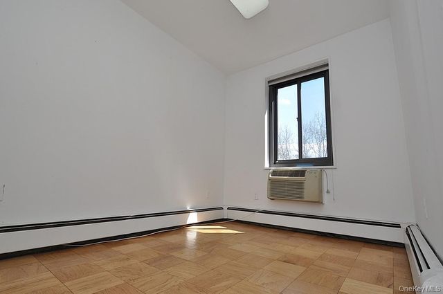 100 E Hartsdale Avenue 5DE, Hartsdale, NY 10530