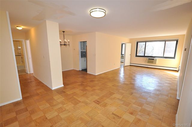 100 E Hartsdale Avenue 5DE, Hartsdale, NY 10530