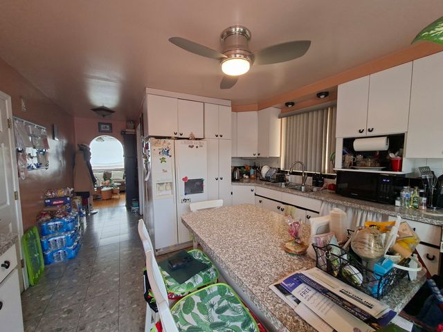 3109 N Newland Avenue, Chicago, IL 60634