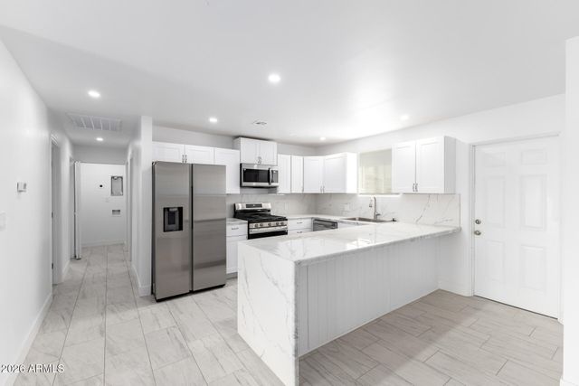 2921 W Solano Drive S, Phoenix, AZ 85017