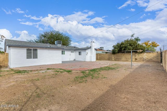 2921 W Solano Drive S, Phoenix, AZ 85017