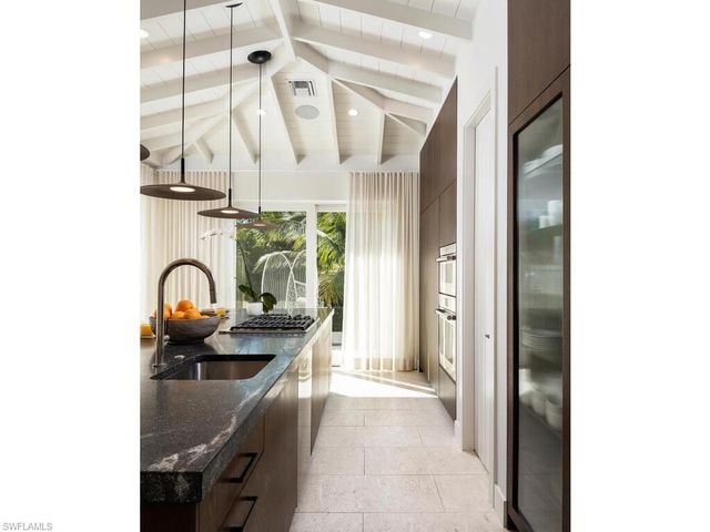 14 Sabre LN, Naples, FL 34102