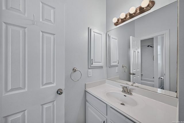 27623 HERITAGE PASS, Boerne, TX 78006