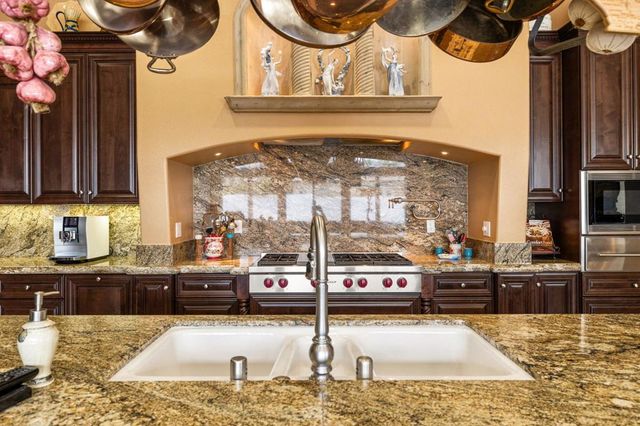 54195 Alysheba Drive, La Quinta, CA 92253