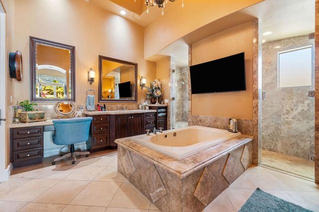 54195 Alysheba Drive, La Quinta, CA 92253