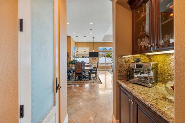 54195 Alysheba Drive, La Quinta, CA 92253