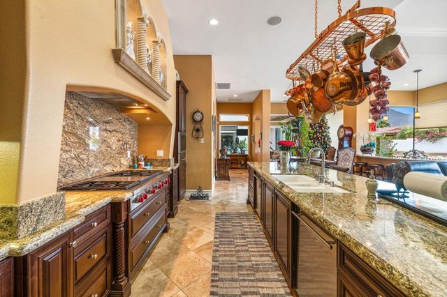 54195 Alysheba Drive, La Quinta, CA 92253