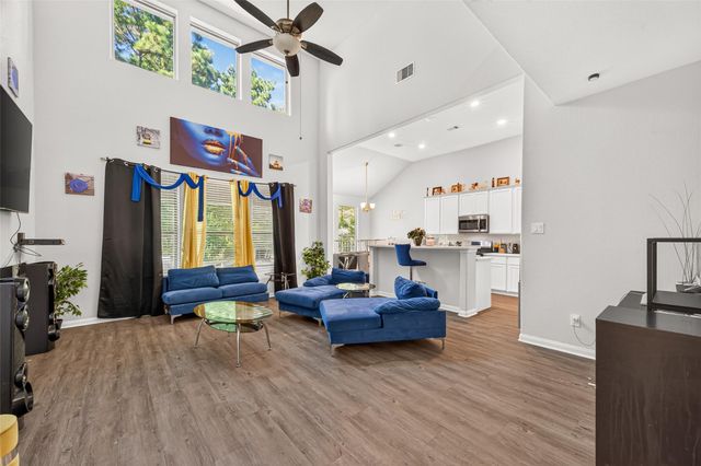 9689 Waller Street, Conroe, TX 77303
