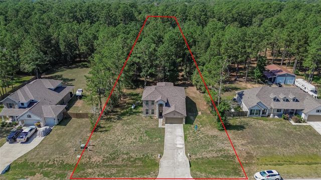 9689 Waller Street, Conroe, TX 77303