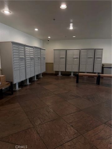 19350 Sherman, Los Angeles, CA 91335