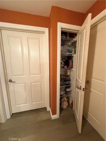 19350 Sherman, Los Angeles, CA 91335