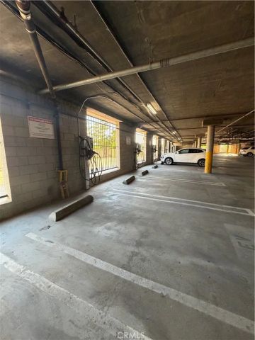19350 Sherman, Los Angeles, CA 91335