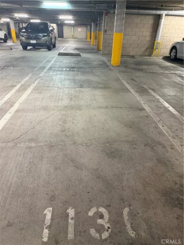 19350 Sherman, Los Angeles, CA 91335