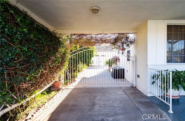 9356 Farm, Downey, CA 90241