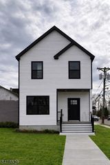 2 Fairview Ave, Somerville Boro, NJ 08876