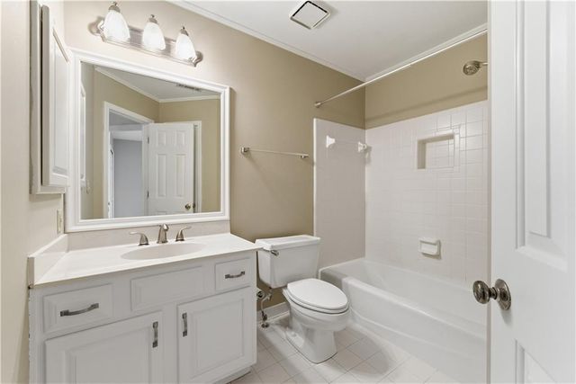 1172 Daventry NE Way, Brookhaven, GA 30319