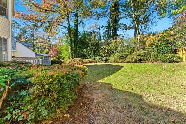 1172 Daventry NE Way, Brookhaven, GA 30319