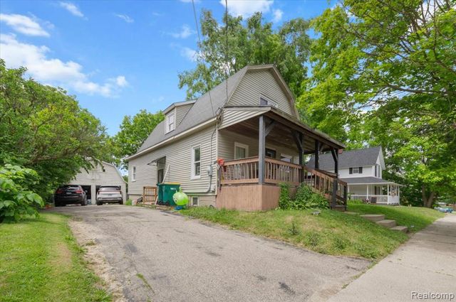 236 Lynn Street, Flushing, MI 48433