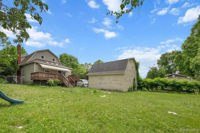 236 Lynn Street, Flushing, MI 48433