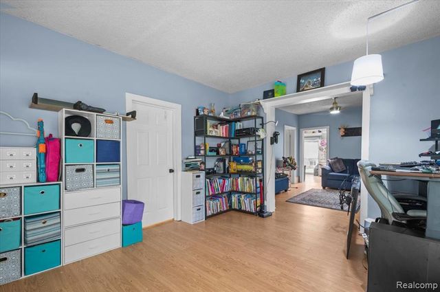 236 Lynn Street, Flushing, MI 48433