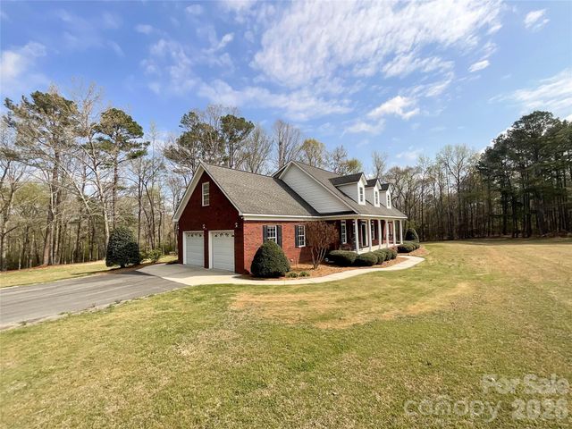 62 Will Evans Road, Jefferson, SC 29718
