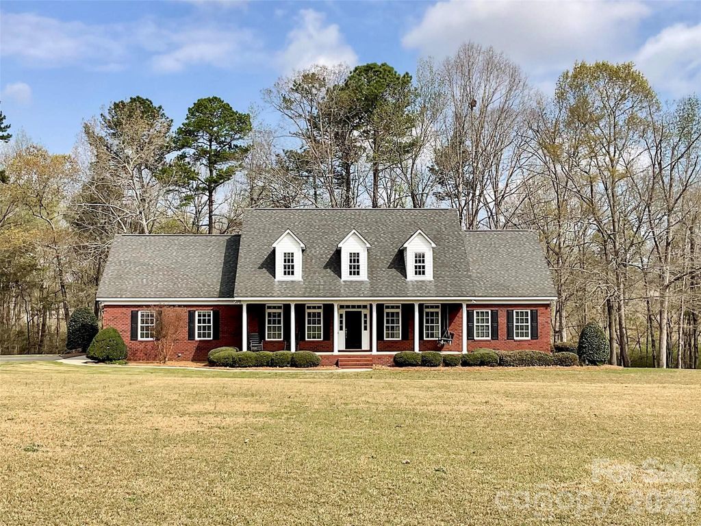 62 Will Evans Road, Jefferson, SC 29718