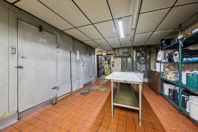5037-39 W Diversey Avenue, Chicago, IL 60639