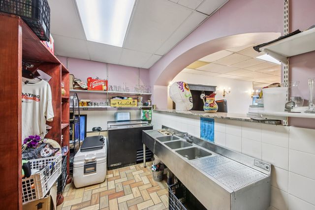 5037-39 W Diversey Avenue, Chicago, IL 60639