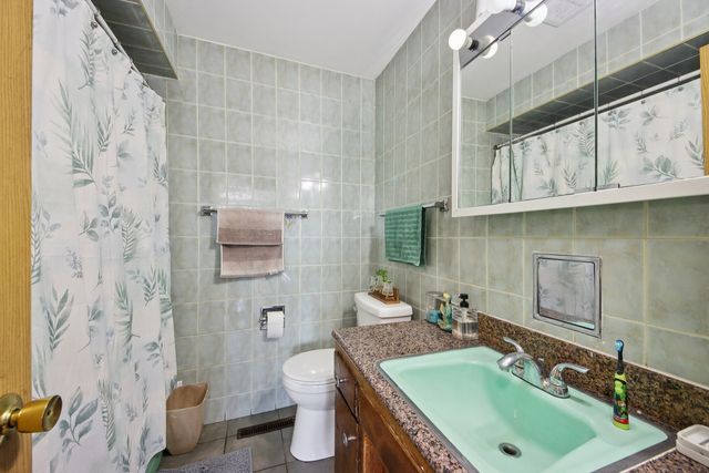 5037-39 W Diversey Avenue, Chicago, IL 60639