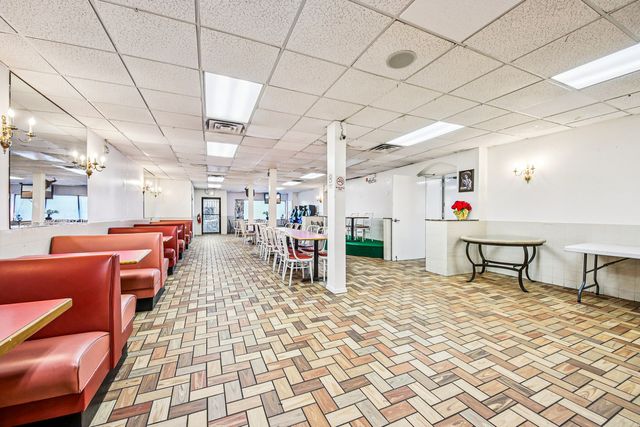 5037-39 W Diversey Avenue, Chicago, IL 60639