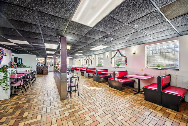 5037-39 W Diversey Avenue, Chicago, IL 60639